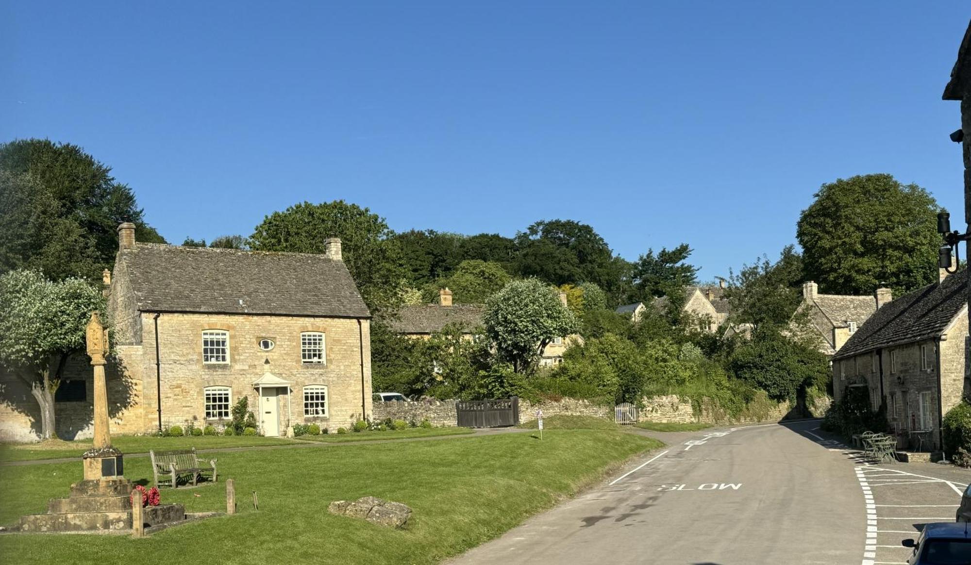 Guiting Guest House Guiting Power Exterior photo